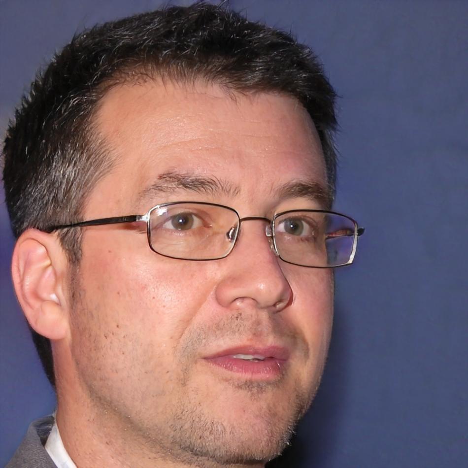 Professional headshot of Oskar Engström, Lead Security Systems Instructor
